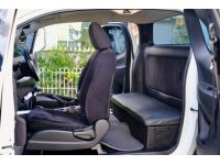 Nissan Navara NP300 Calibre King Cab  2.5 EL แคปสูง ปี2015 เกียร์ธรรมดา ดีเซล สีขาว รูปที่ 9